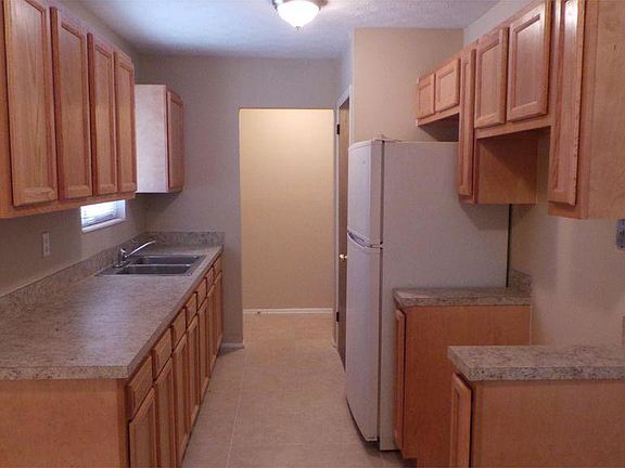 4th image of 7205 Koleda Dr