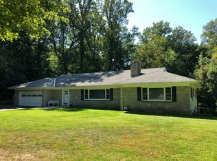 4 Hollow Spring Rd, Norwalk, CT 06854