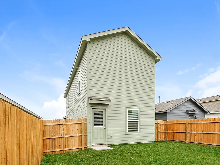 8120 Nube Medina — Photo 16