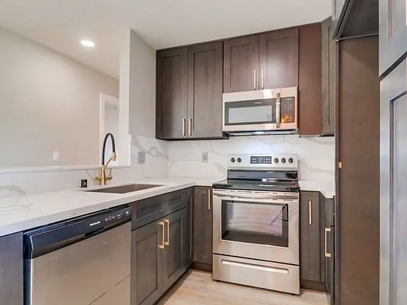 4th image of 4651 Pico St APT 206