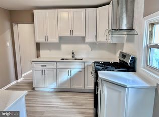 114 Thompson St, Burlington, NJ 08016