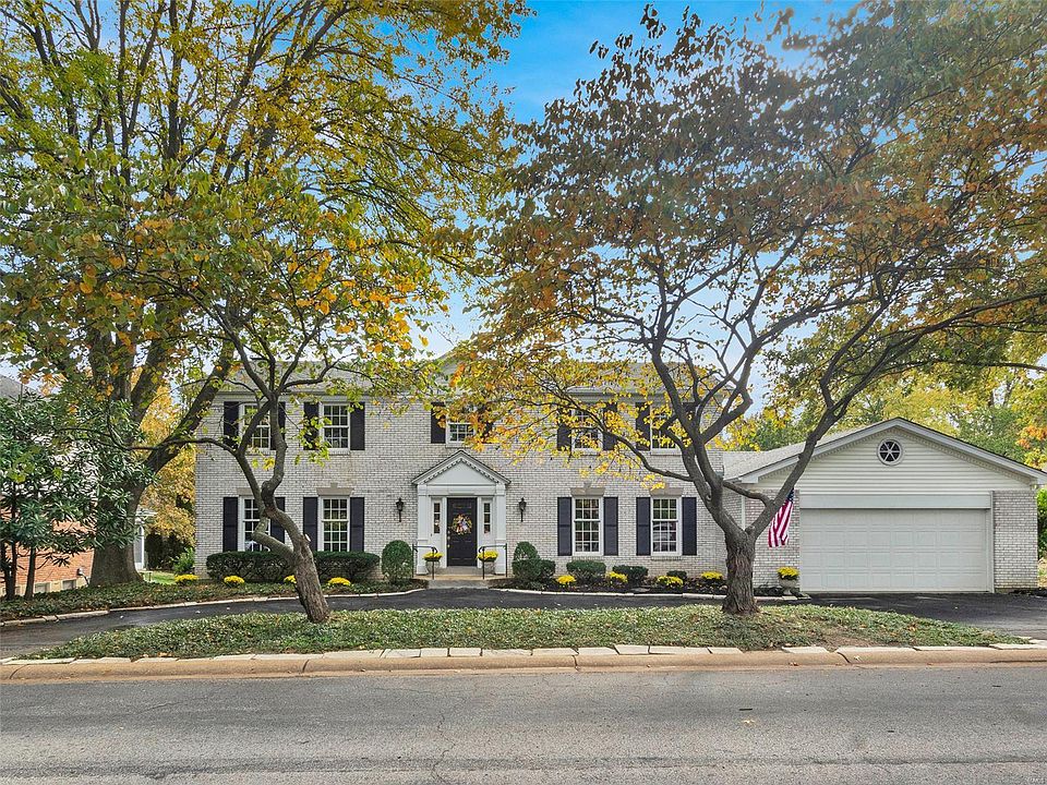 1st image of 11920 Country Club Dr