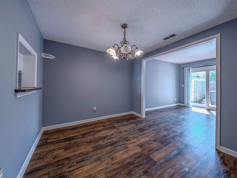 907 Shelby Dr #C — Photo 13