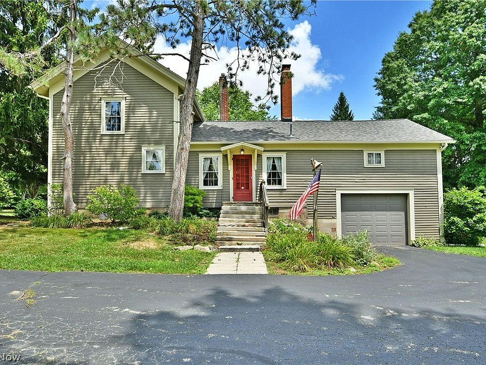 1st image of 935 Warner Rd SE