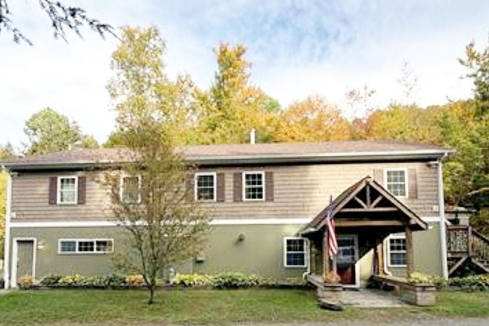 1st image of 130 Robinson Road