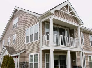 2502 Townhome Way, Huntington Station, NY 11746