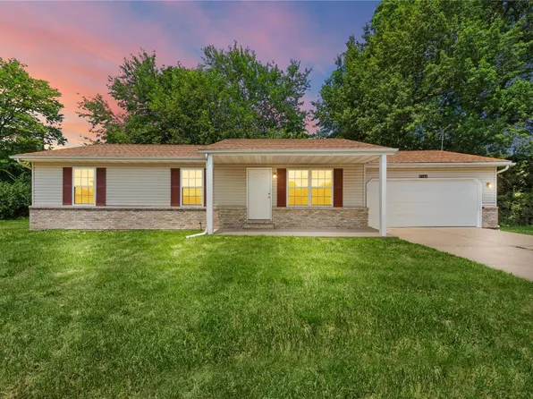 457 Orchard Ct, Troy, IL 62294