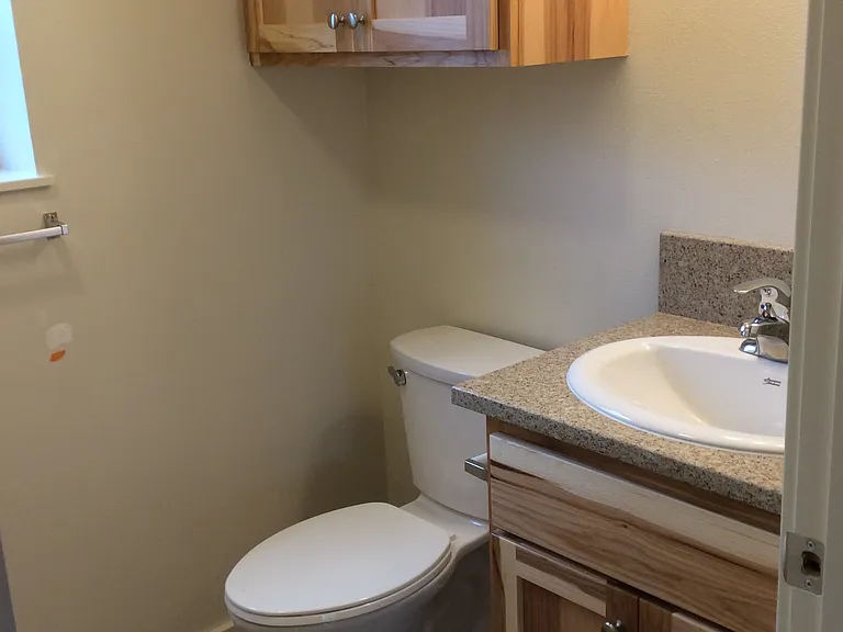 909 W 4th Ave #104 — Photo 11