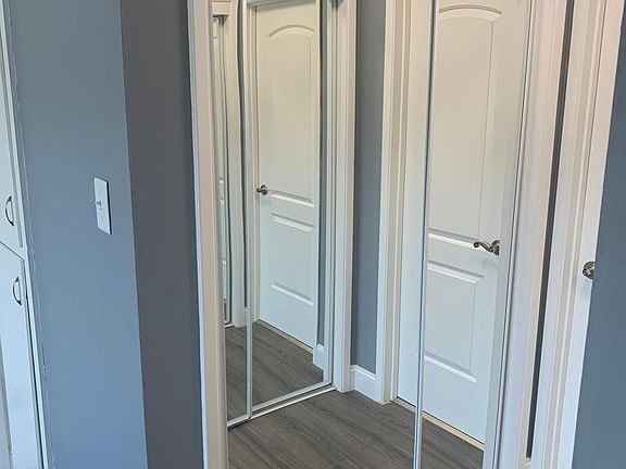 5th image of 40 Glen Eyrie Ave #126nbfkqu