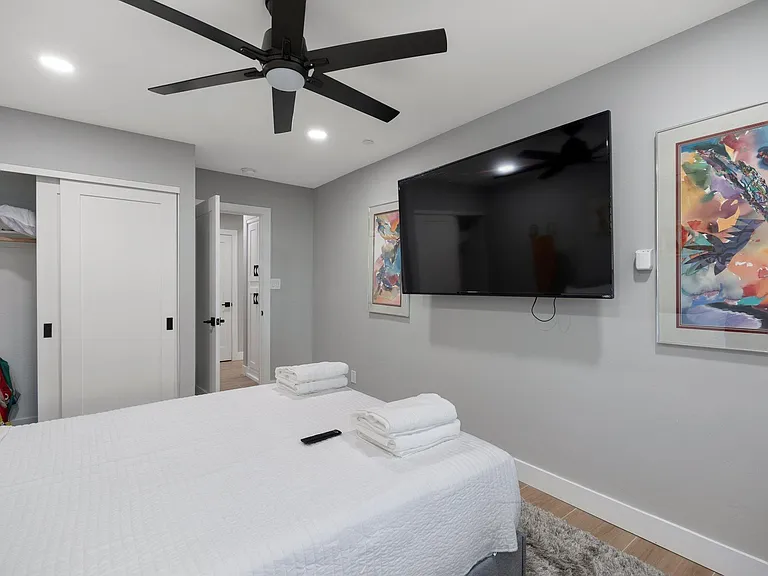 8946 E Gray Rd — Photo 21