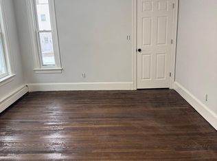 47 Mount Vernon St #1, Lowell, MA 01854