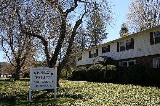 2nd image of 39 Old Amherst Rd APT E3
