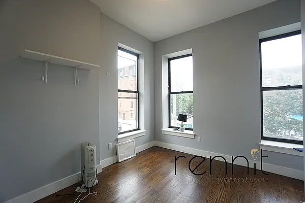 Rented by Rennit Inc. | media 4