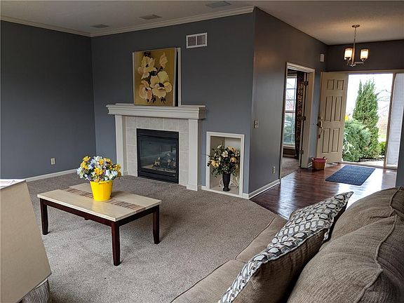4th image of 5905 N Bedford Ave