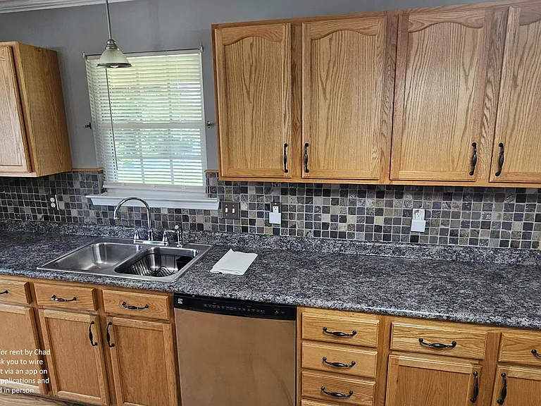 339 Pitts Ave — Photo 11