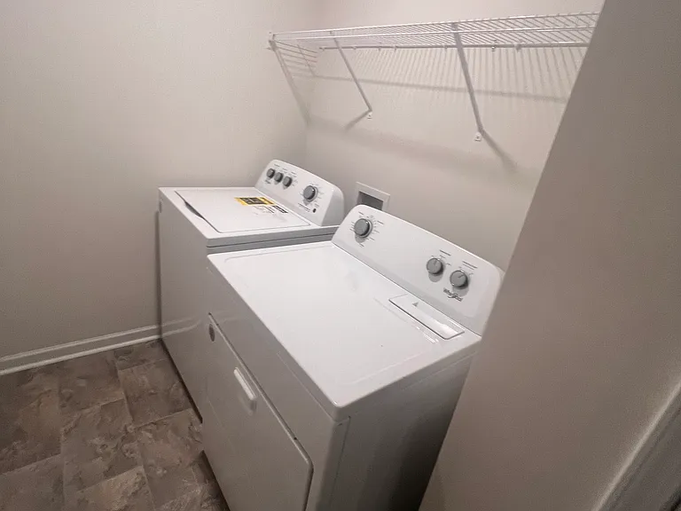 8185 Kennesaw Dr — Photo 27