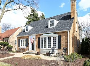 591 S Parkside Ave, Elmhurst, IL