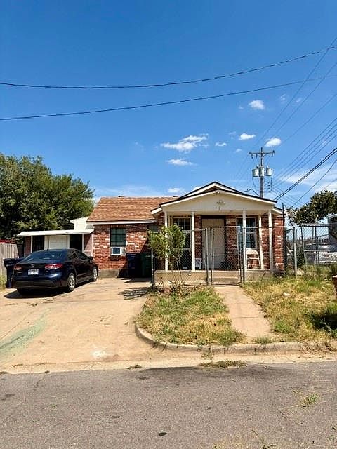 1st image of 2904 S Indiana Ave