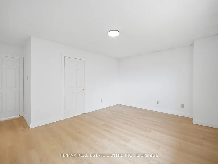 4676 Owl Cir — Photo 31