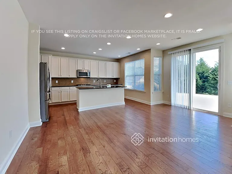 170 Rainberry Dr — Photo 7