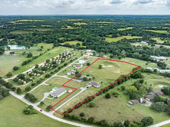 325 & 335 O'Malley Rd, Brenham, TX 77833
