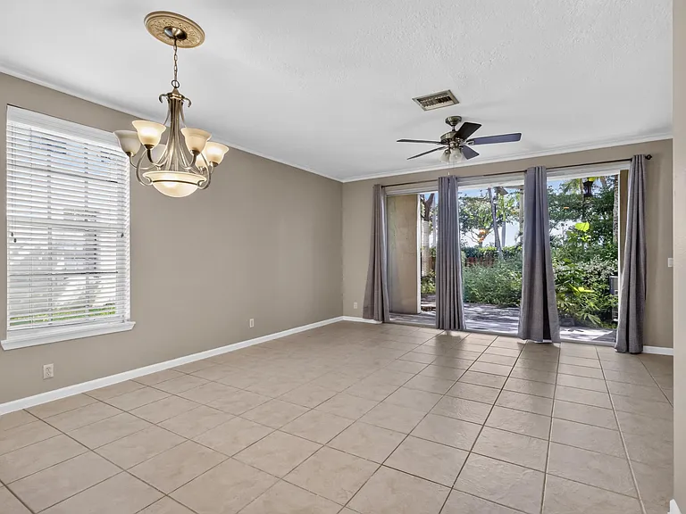 8103 Bellagio Ln — Photo 12