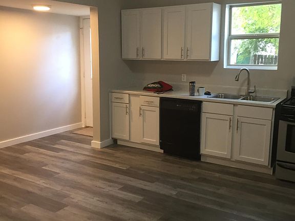 5th image of 834 Nagold St NW