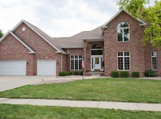 6413 Raintree Pl, Springfield, IL 62712