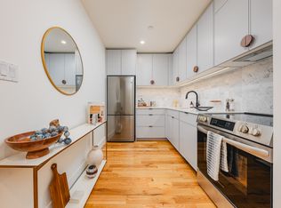33 Franklin St #302, Brooklyn, NY 11222