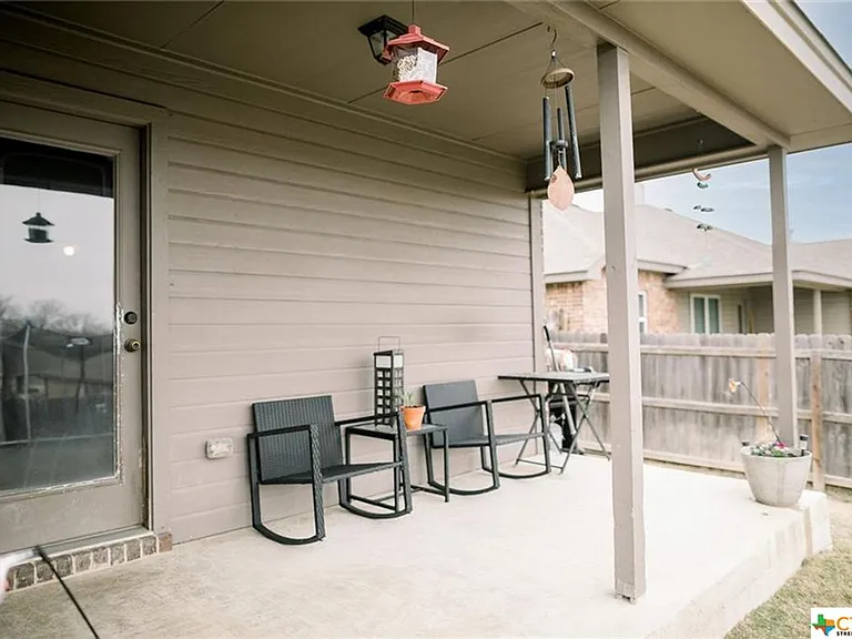 2525 Elk Creek Rd — Photo 14