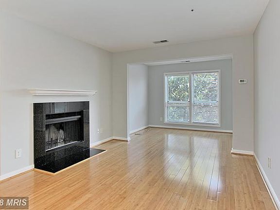 4th image of 3175 Summit Square Dr #5-D10
