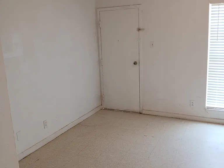 1300 N Walnut Ave #48 — Photo 9