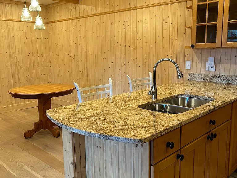 366 Henry Mountain Rd — Photo 2