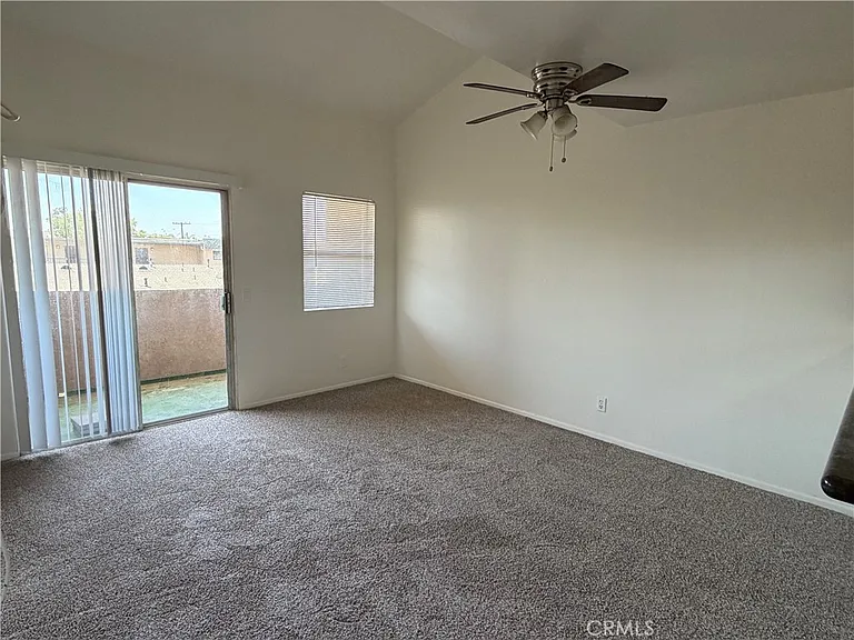 1212 Termino Ave #303 — Photo 2