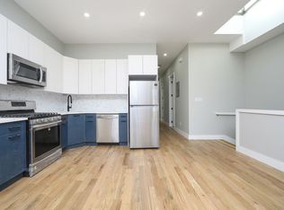 554 Pine St, Brooklyn, NY 11208