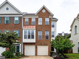 46683 Cavendish Sq, Sterling, VA 20165