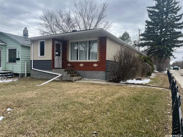 802 PRINCESS STREET, Regina, SK S4T 3X9