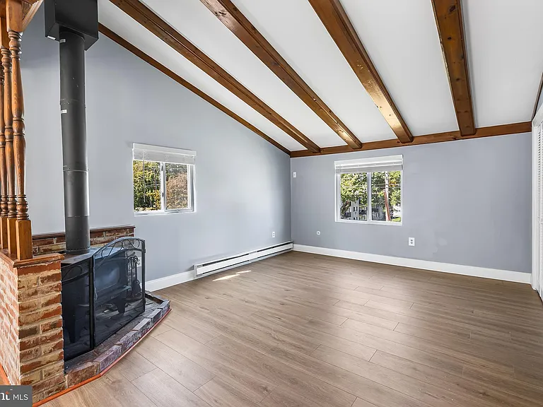 343 Sugartown Rd #B — Photo 7