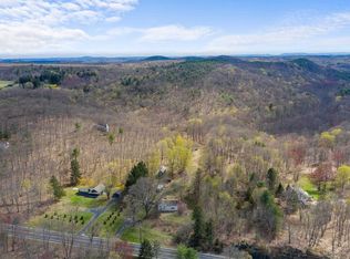 318 Slate Quarry Rd, Rhinebeck, NY 12572