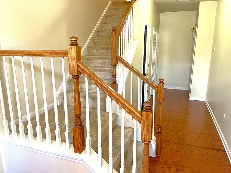 316 Linden Park Ln — Photo 2