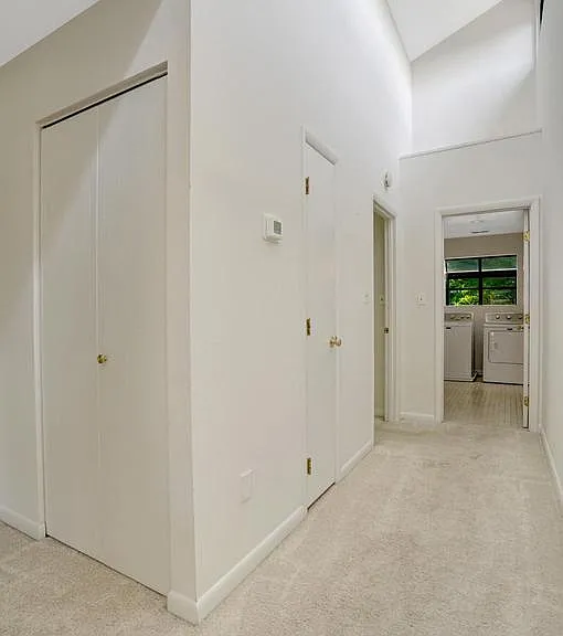 203 W Glendale Ave — Photo 45