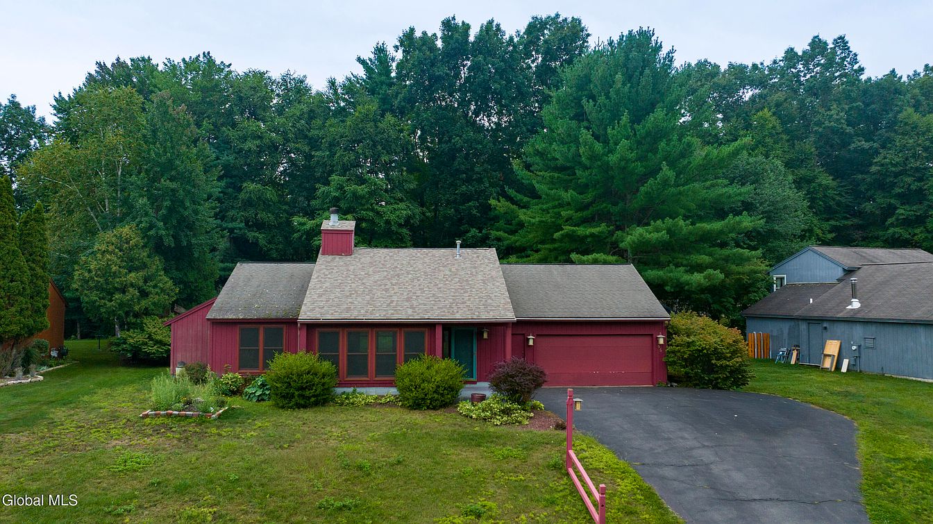 1st image of 85 Meadow Rue Place