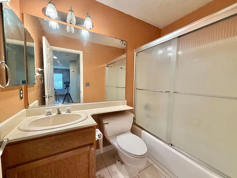 7 Goldmeadow Ct — Photo 9