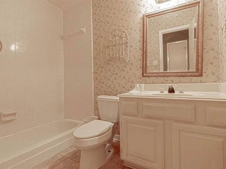 13103 Rincon Dr — Photo 24