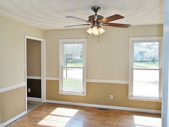 5th image of 4912 Brookeway Dr