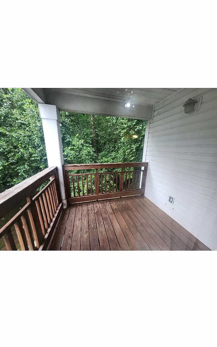 2 bed, 1064 sqft, $1,800 — Photo 3