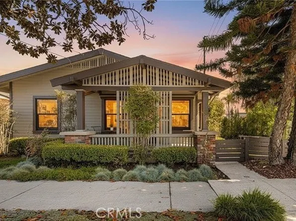 377 Ximeno Ave, Long Beach, CA 90814