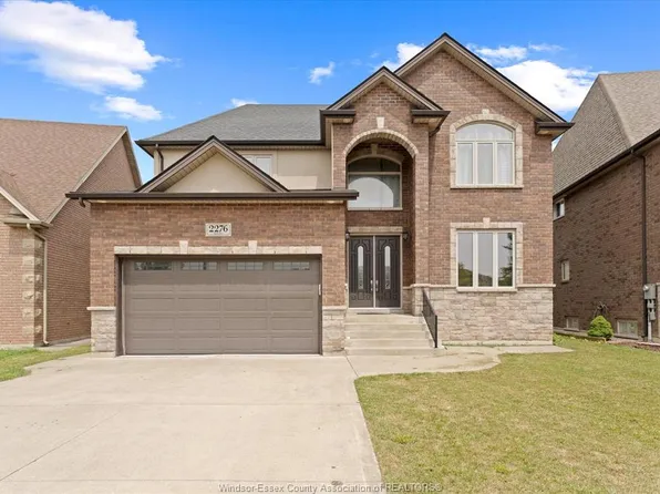 2276 Dandurand Ave, Windsor, ON N9E 4Z7