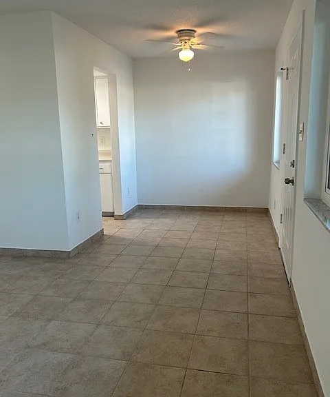 411 S Nimbus Ave #3 — Photo 8