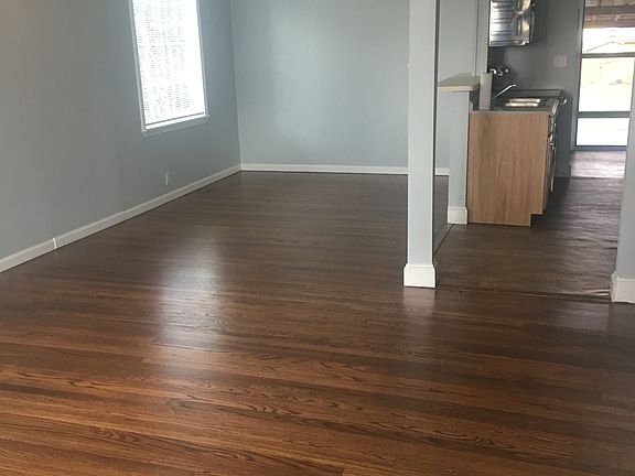 Living room dining room